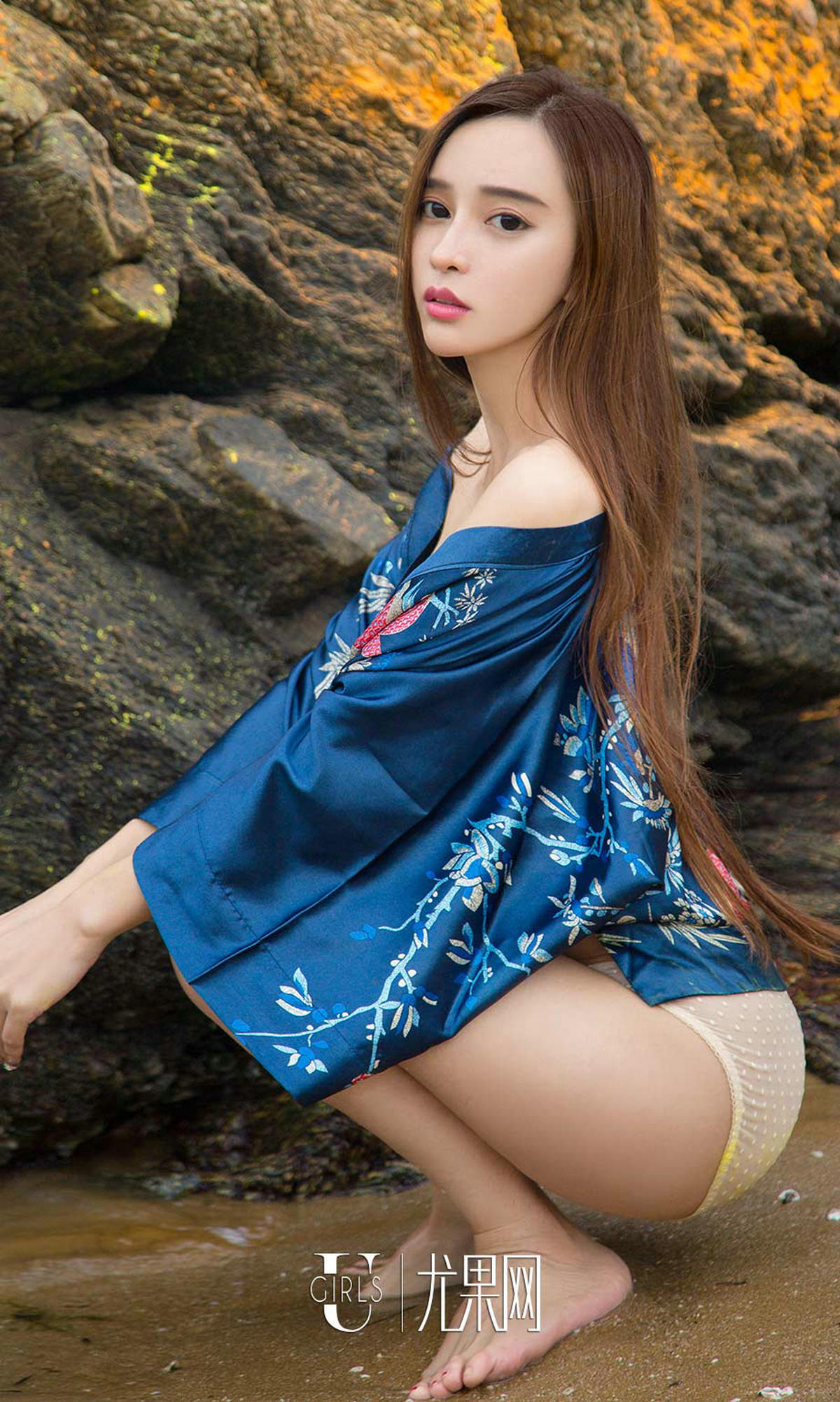 [爱尤物]2018APP NO.1165 艾小青一大海边上的小精灵